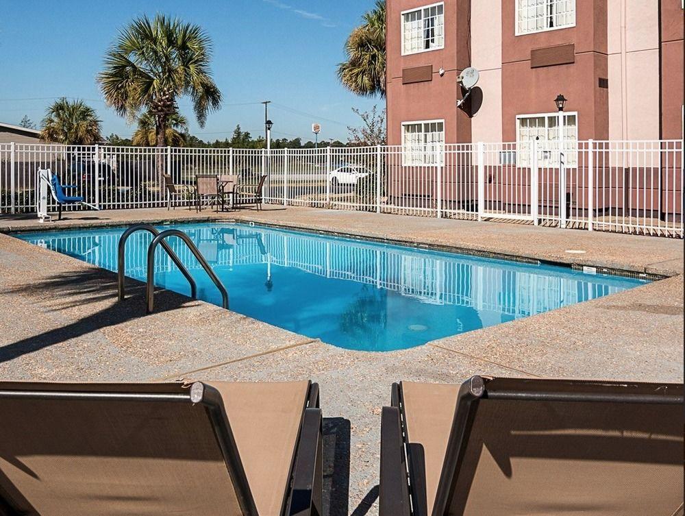 Econo Lodge Inn & Suites Natchitoches Exteriör bild