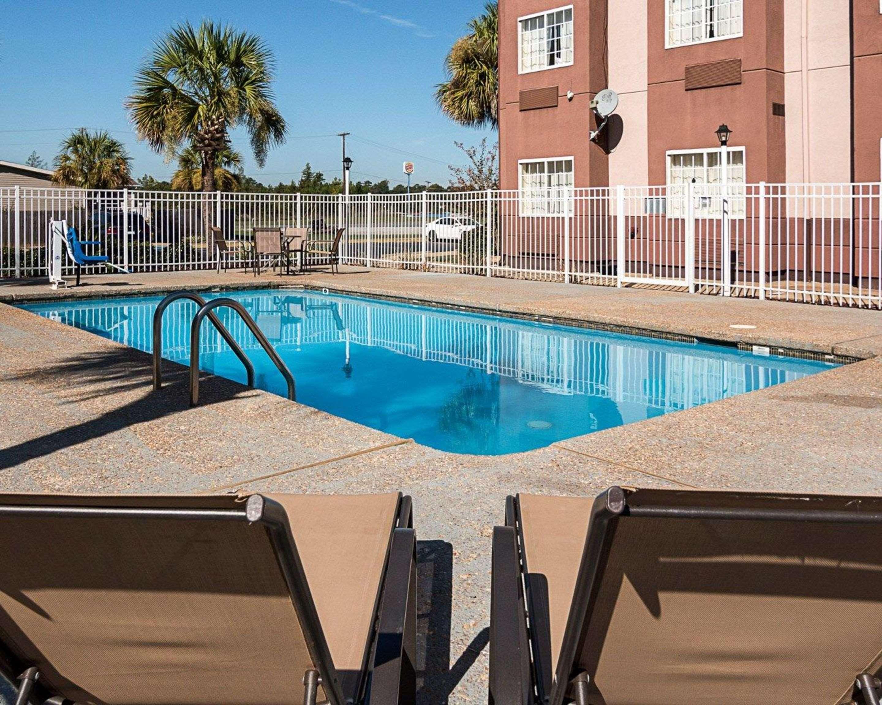 Econo Lodge Inn & Suites Natchitoches Exteriör bild